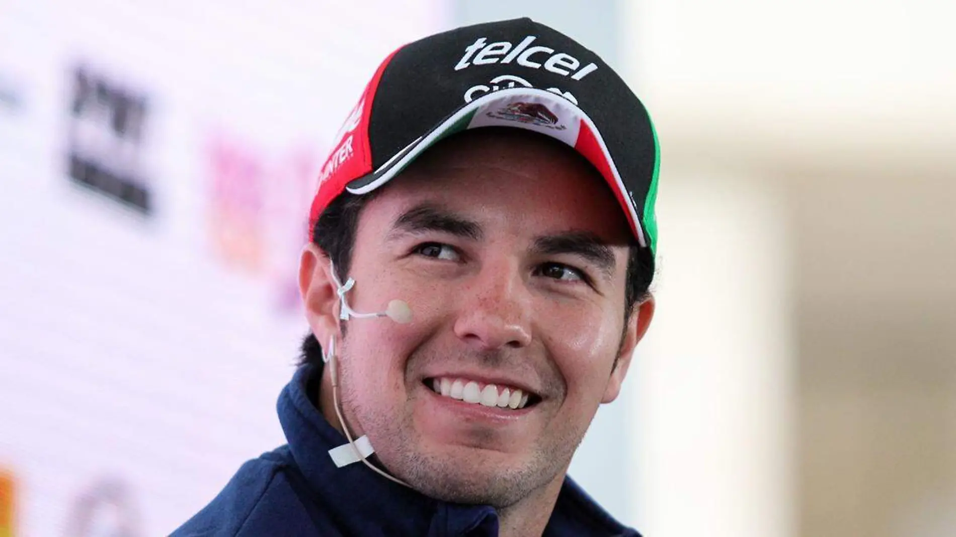 Sin duda dos grandes de México en sus respectivas áreas son el cantante Carlos Rivera y el piloto Sergio 'Checo' Pérez